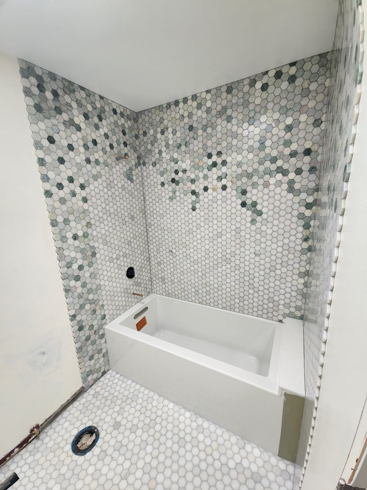23f873d8-a70b-4bed-8260-e9baf63ca422